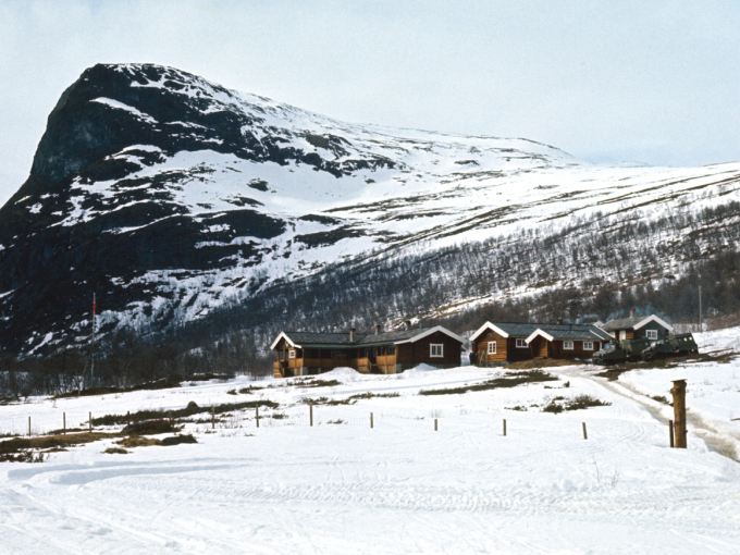 Prinsehytta i Sikkilsdalen (1974). Foto: Svein Hammerstad, Scanpix